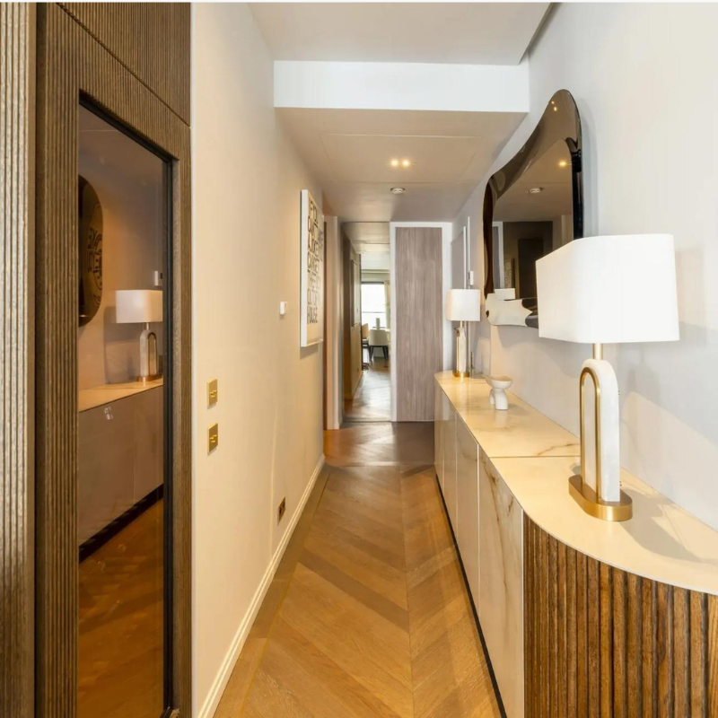 Magnifique entré renovée par notre entreprise de rénovation cannes gepm