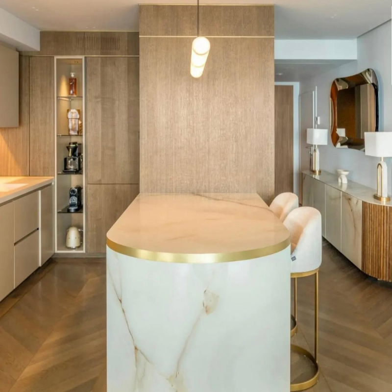 Renovation appartement Cannes centre, magnifique salon lumineux