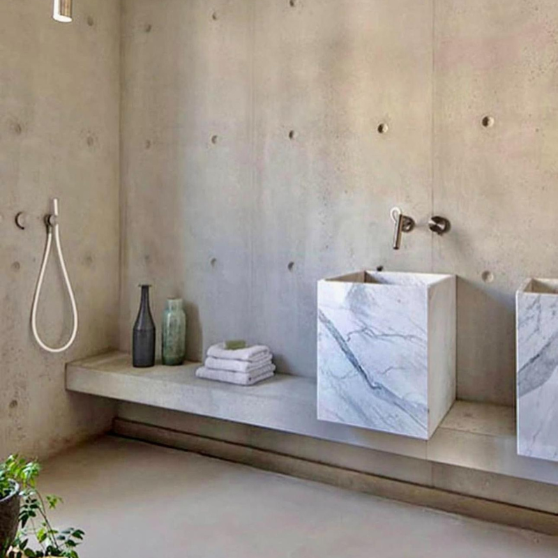 Rénovation dans un appartement à Nice Centred'une salle de bain avec douche à l'italienne moderne